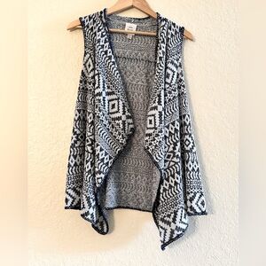 Knox Rose Women’s Sweater Vest -
Size L - New Without Tags